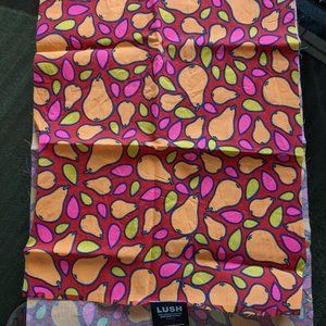 Lush Festive Tengui Knot Wrap